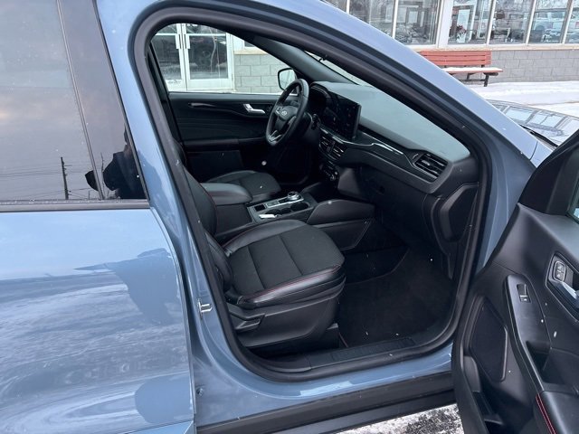 Used 2023 Ford Escape ST-Line w/ Tech Pack #1 image 7