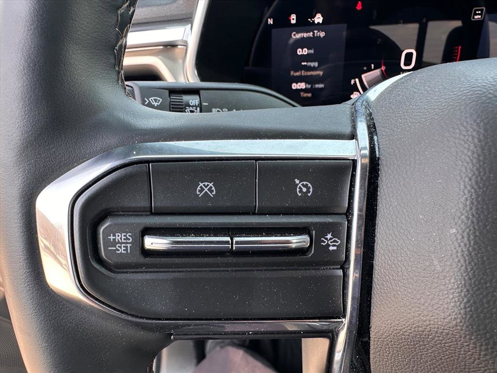 Used 2025 GMC Canyon Denali image 21