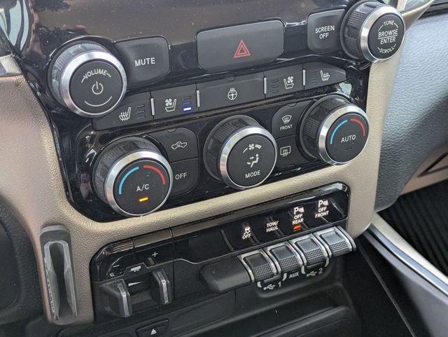 Used 2019 RAM 1500 Laramie AWD/4WD image 21