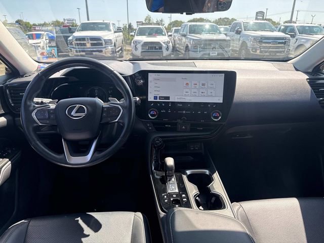 Used 2024 Lexus NX 450h+ AWD w/ Luxury Package image 17