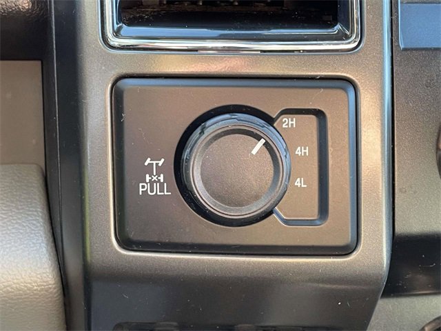 Used 2019 Ford F250 XLT w/ XLT Premium Package image 28