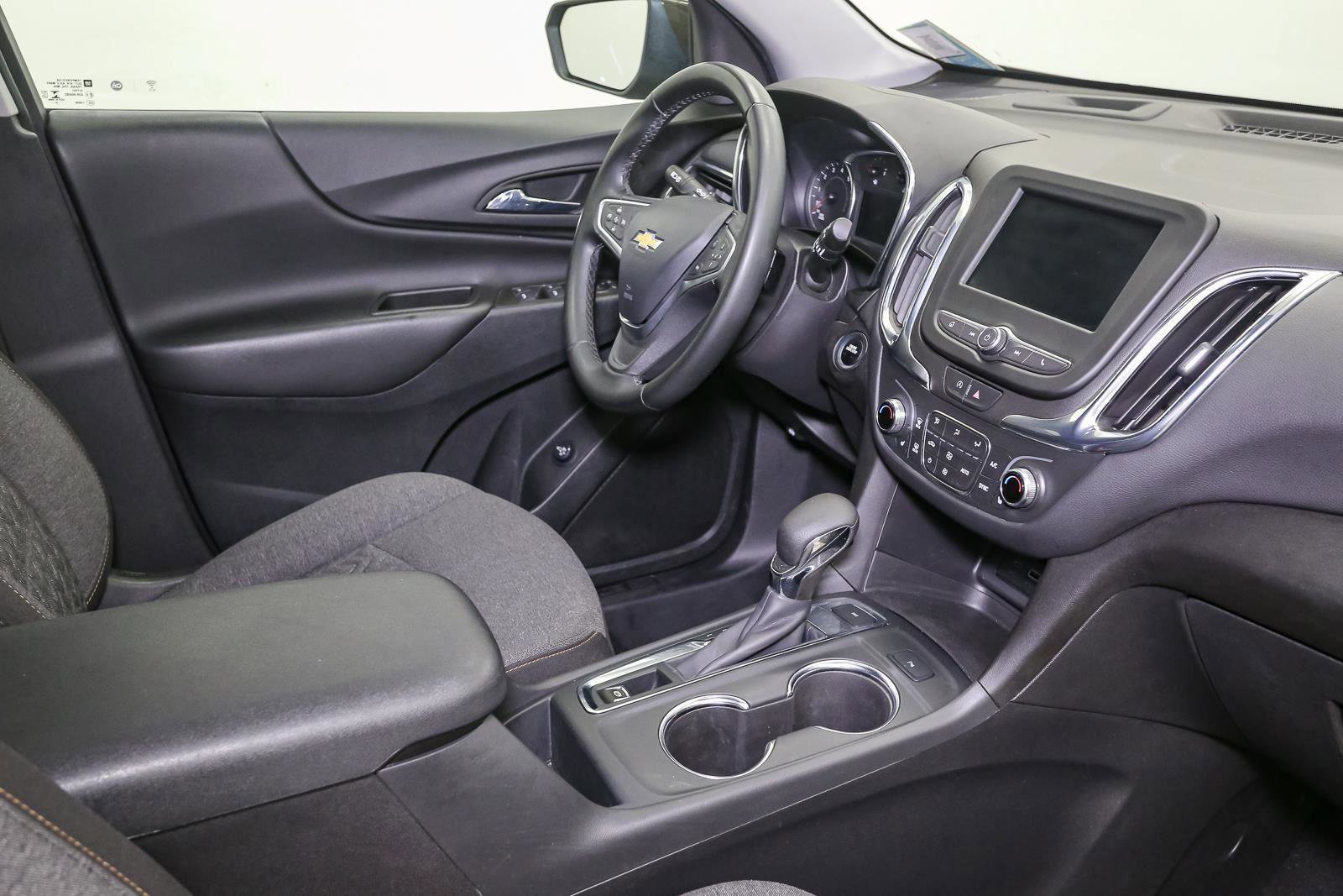 Used 2023 Chevrolet Equinox LT AWD/4WD image 21