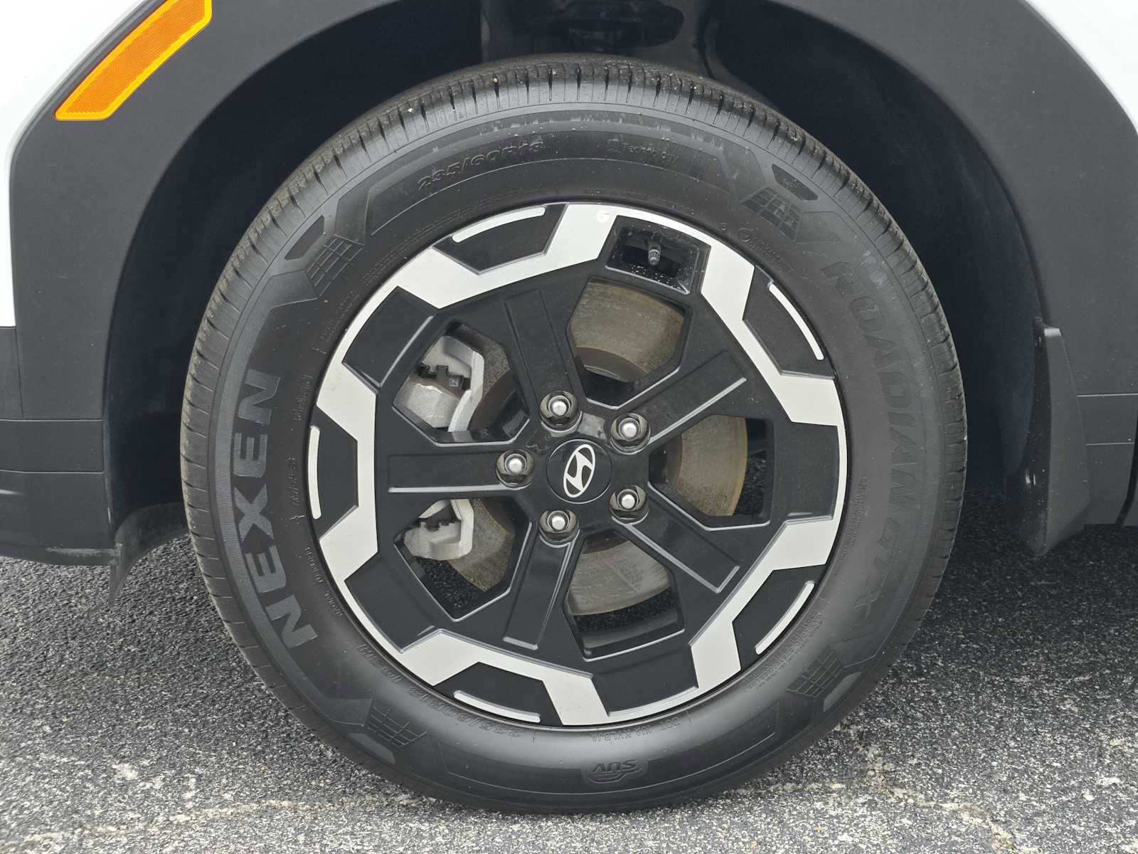 Certified 2026 Hyundai Santa Fe SEL FWD image 11