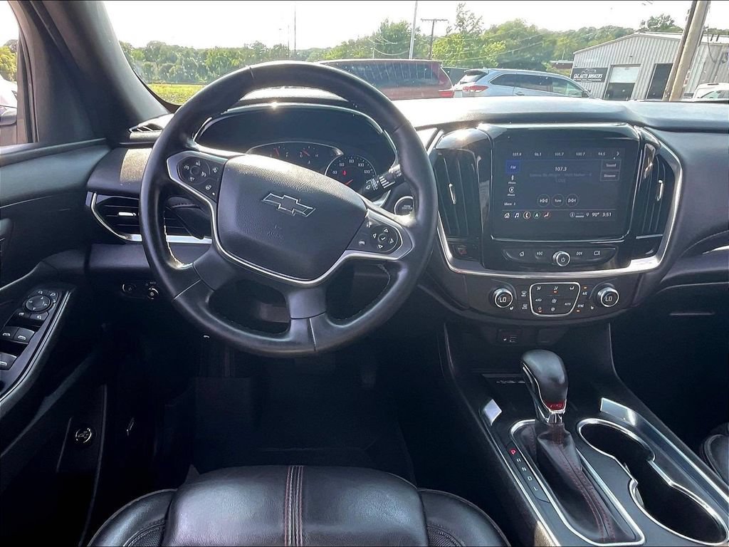 Used 2023 Chevrolet Traverse RS w/ LPO, Floor Liner Package AWD/4WD image 18