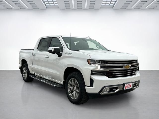 Used 2022 Chevrolet Silverado 1500 High Country w/ Safety Package II AWD/4WD image 2