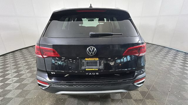 Used 2022 Volkswagen Taos SE FWD image 3