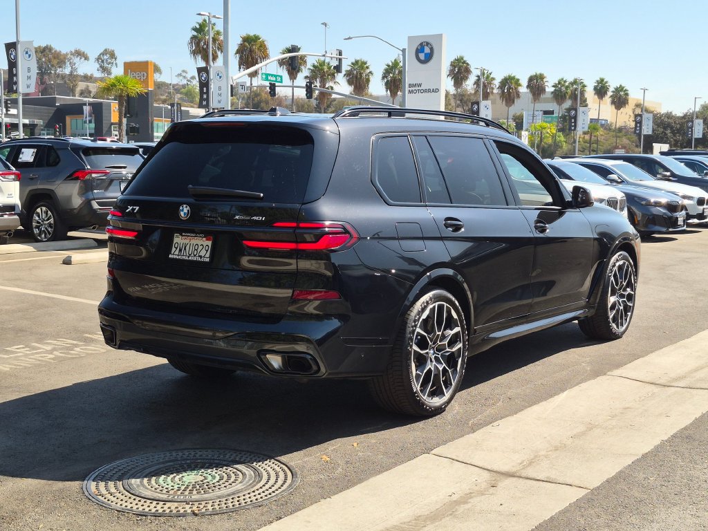 Used 2026 BMW X7 xDrive40i w/ M Sport Package AWD/4WD image 6