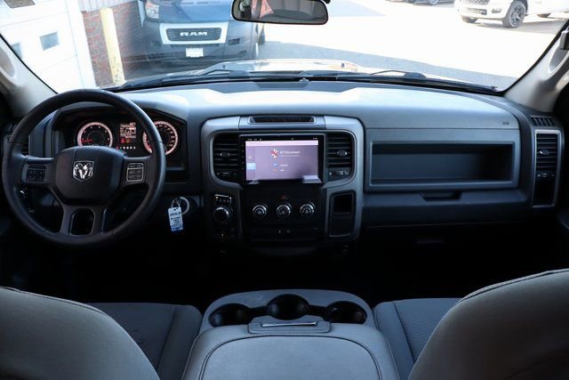 Used 2017 RAM 1500 Express image 37