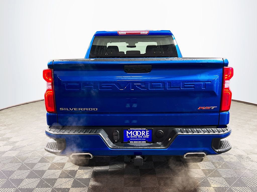 Used 2022 Chevrolet Silverado 1500 RST AWD/4WD image 6