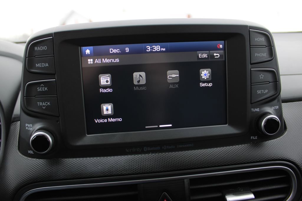 Used 2020 Hyundai Kona Limited image 15