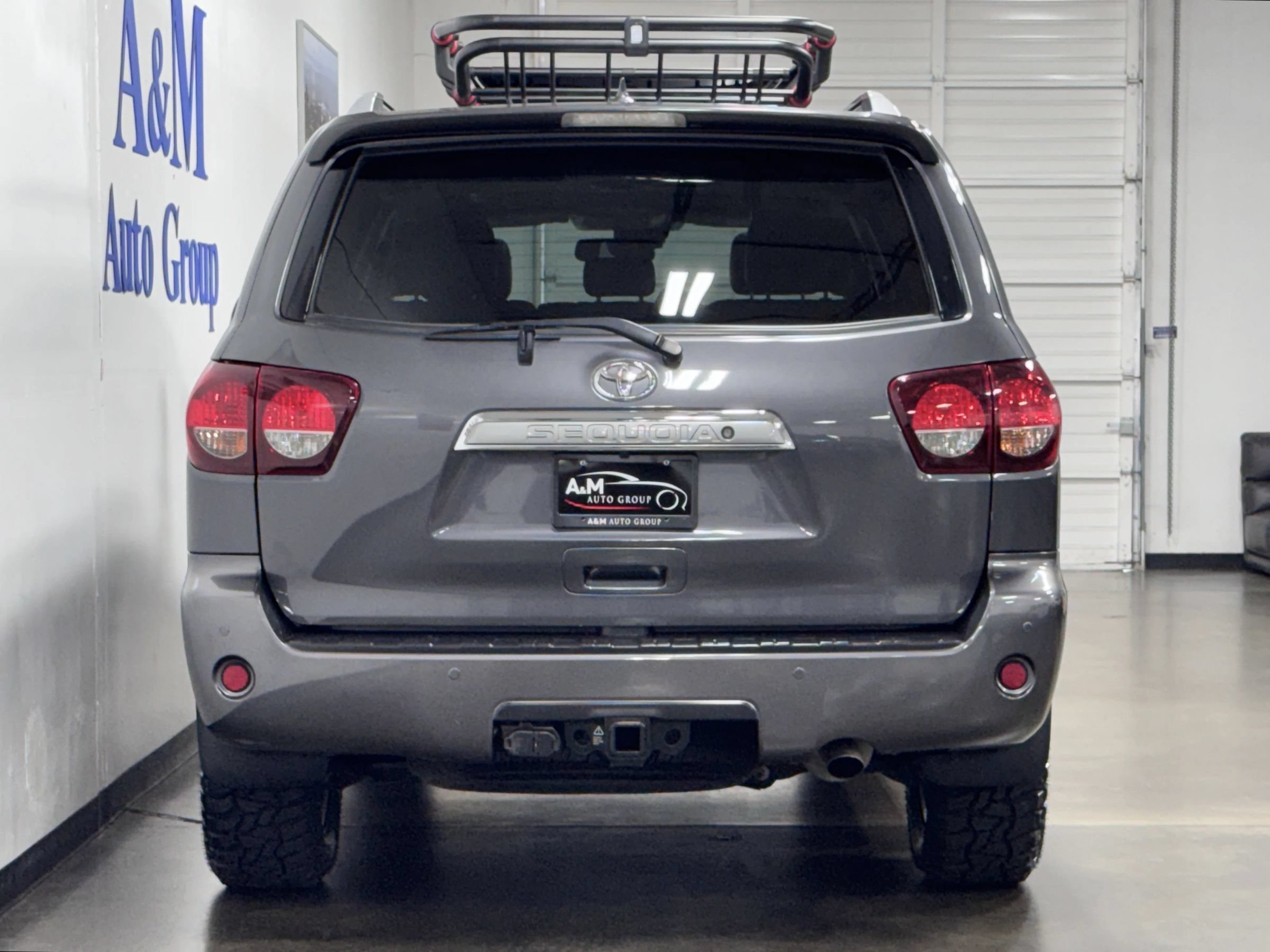 Used 2018 Toyota Sequoia Limited w/ Safety & Convenience Package AWD/4WD image 6