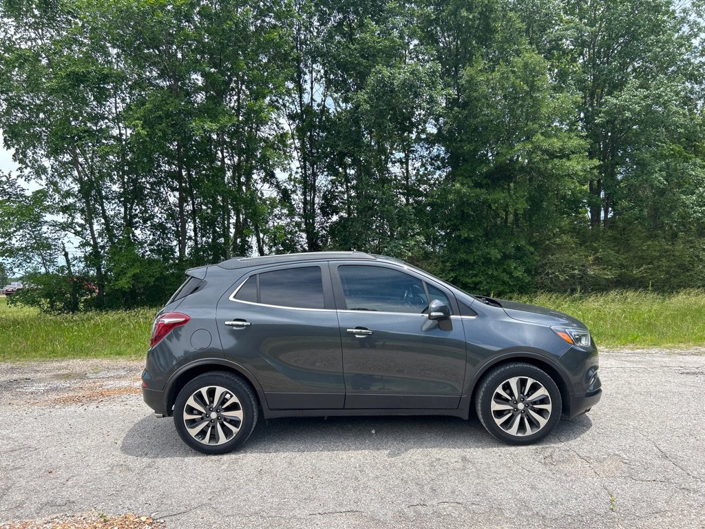 Used 2017 Buick Encore Essence FWD image 6
