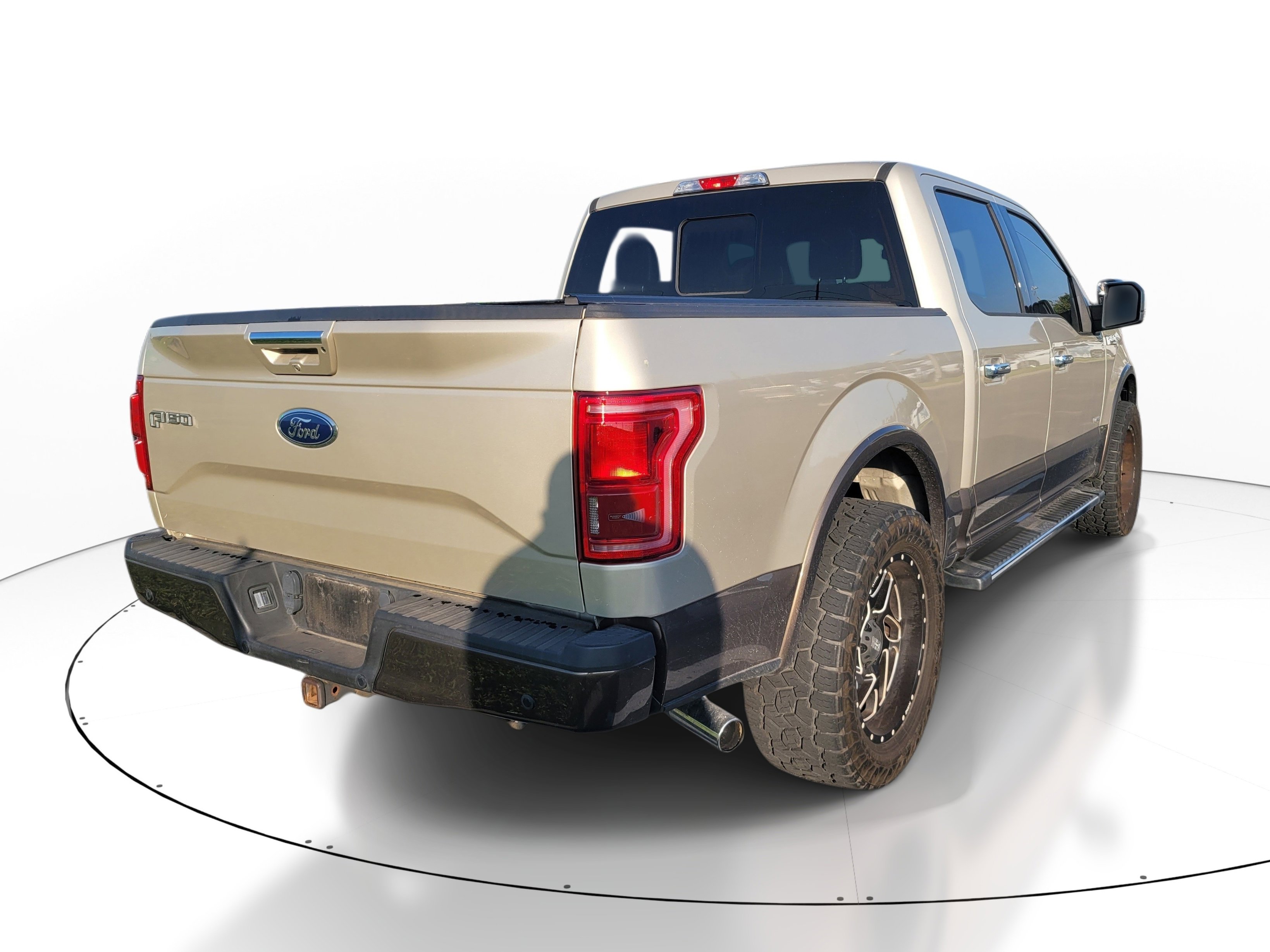 Used 2017 Ford F150 Lariat image 4
