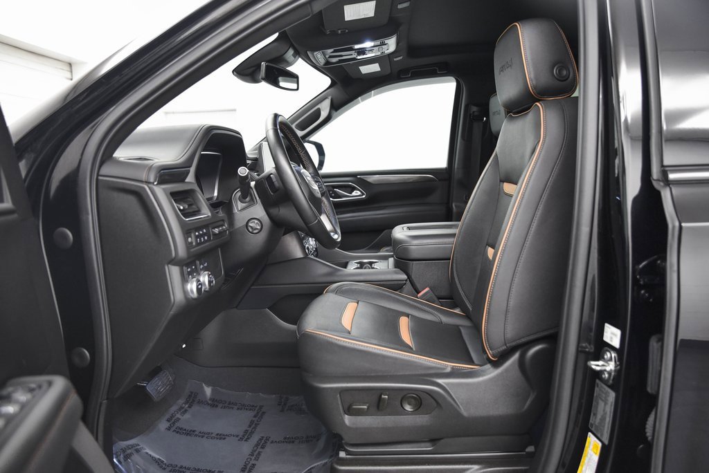 Used 2023 GMC Yukon XL AT4 image 11