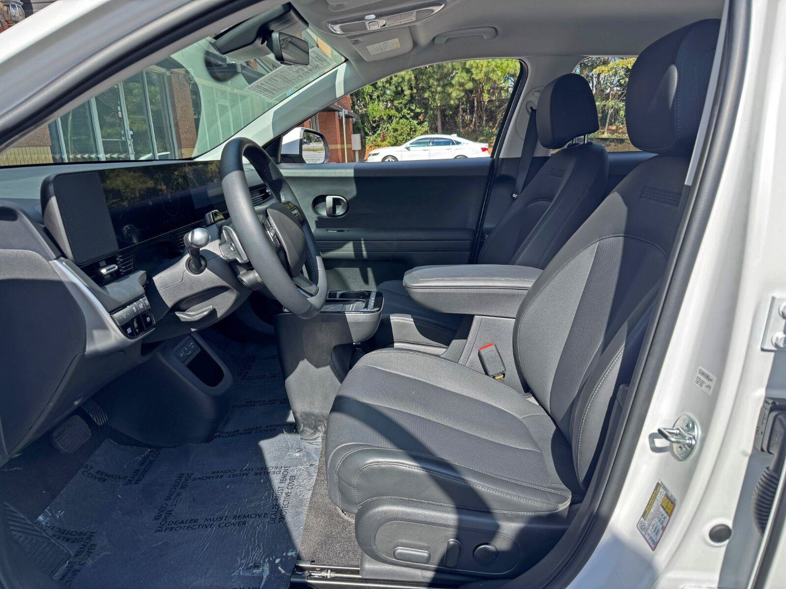 Used 2025 Hyundai Ioniq 5 SEL RWD image 16