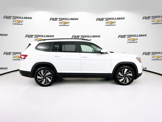 Used 2025 Volkswagen Atlas SE image 8