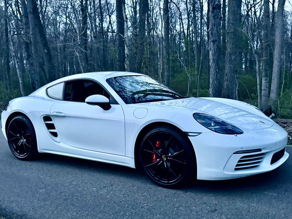 Used 2024 Porsche 718 Cayman S RWD image 9
