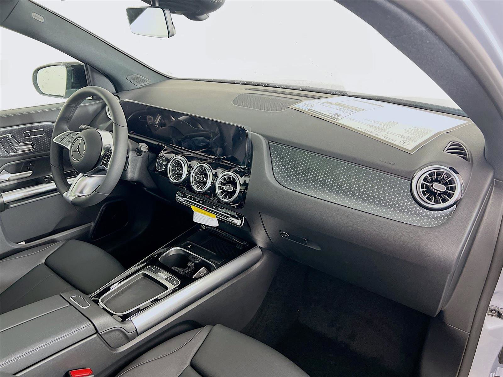 Certified 2026 Mercedes-Benz GLA 250 4MATIC image 27