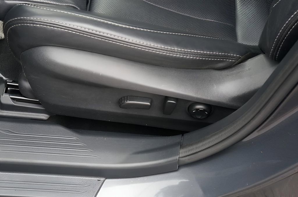 Used 2024 Subaru Outback Limited XT image 16