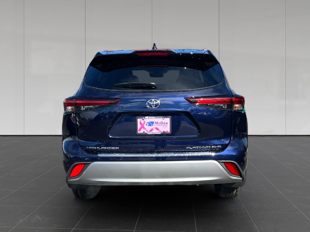 New 2026 Toyota Highlander Platinum AWD/4WD image 4