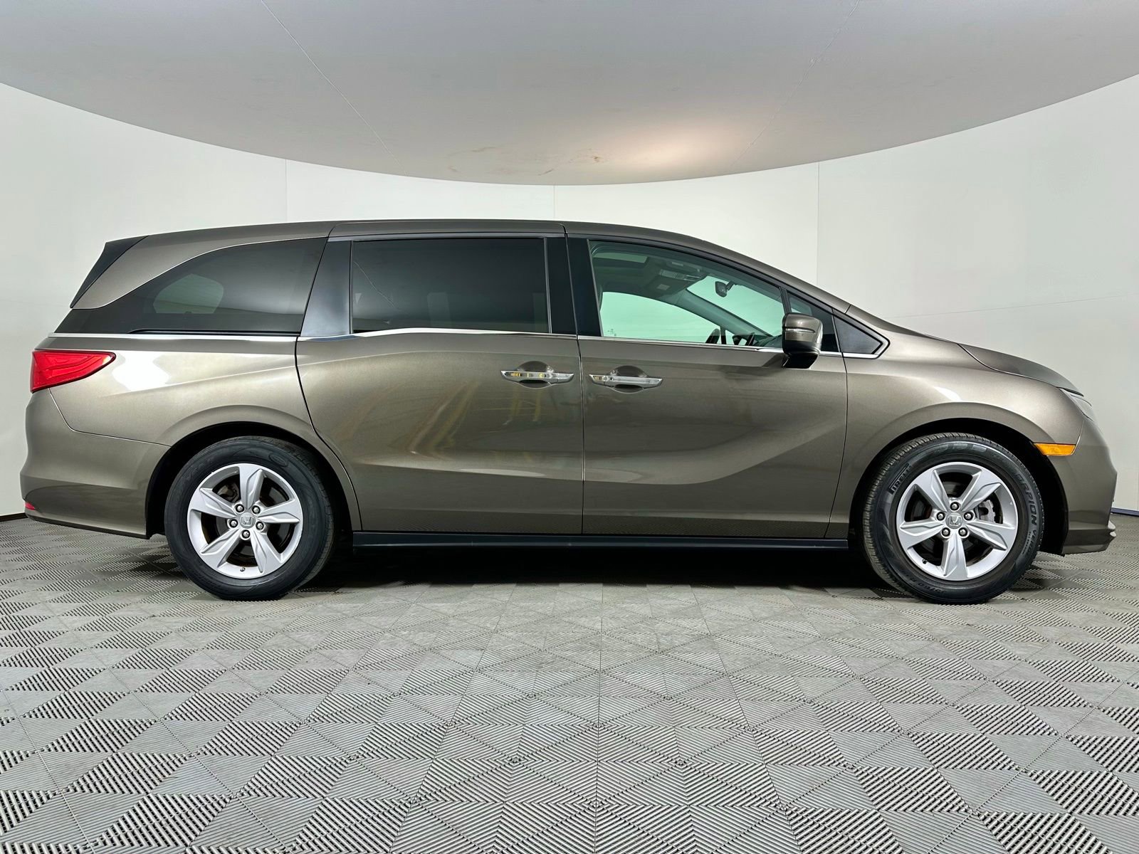 Used 2020 Honda Odyssey EX-L image 30