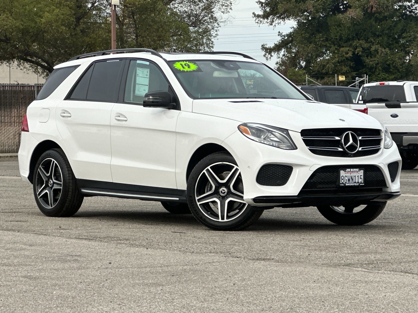 Used 2019 Mercedes-Benz GLE 400 4MATIC image 2