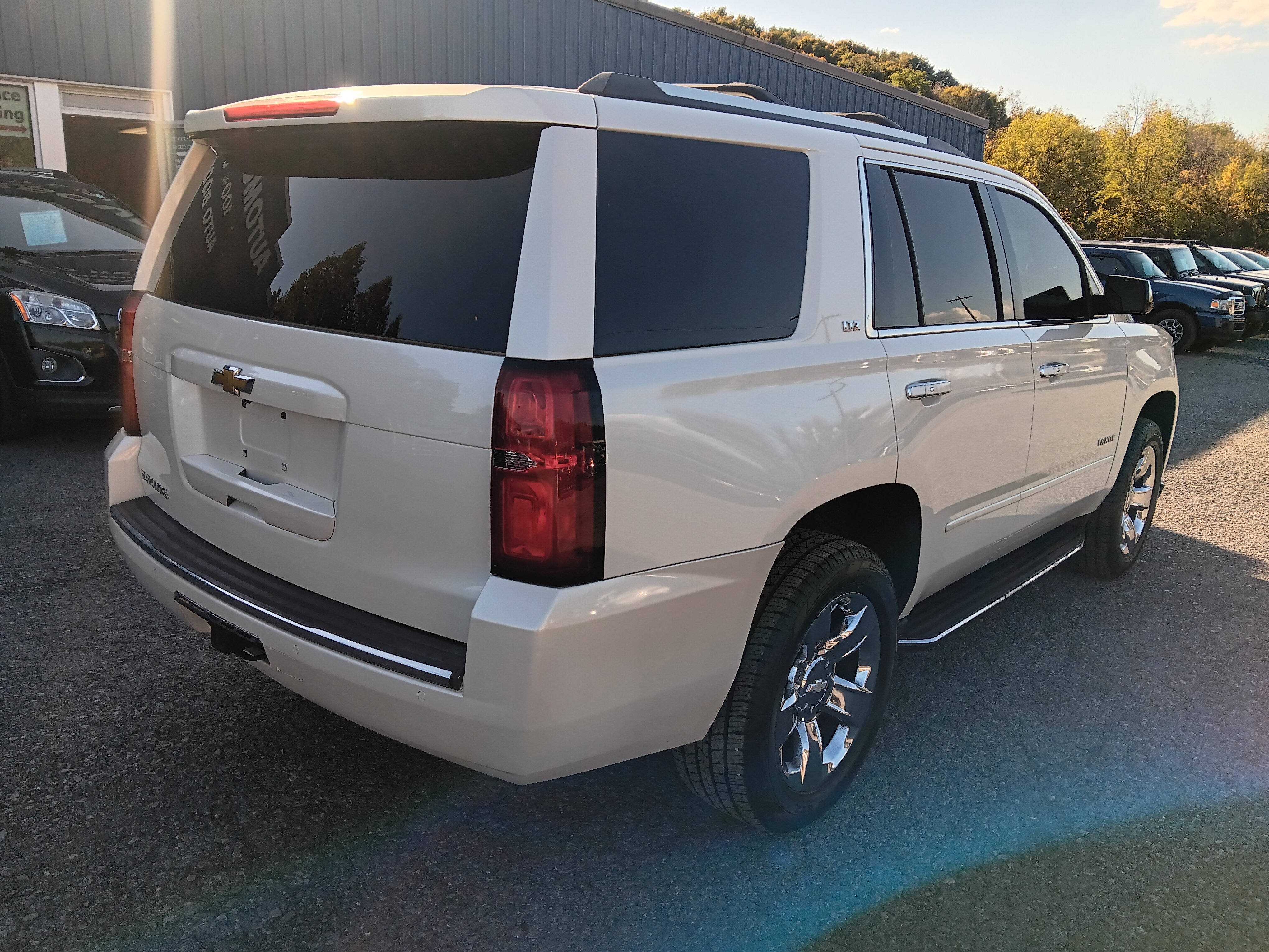 Used 2015 Chevrolet Tahoe LTZ AWD/4WD image 5