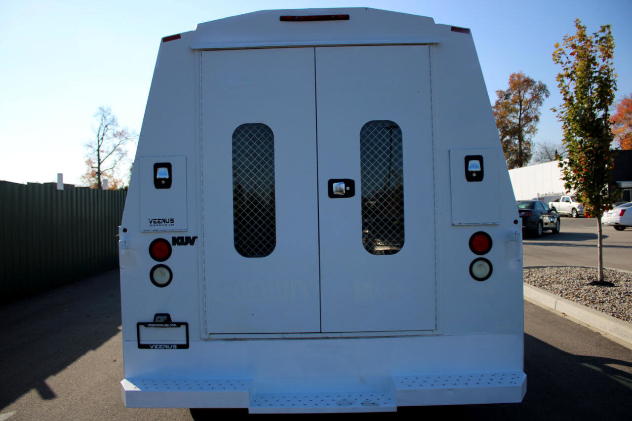 Used 2015 Ford F350 XL w/ Power Equipment Group image 5