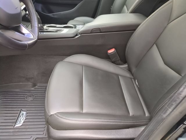 Certified 2023 Cadillac CT4 Luxury w/ Cold Weather Package RWD image 19