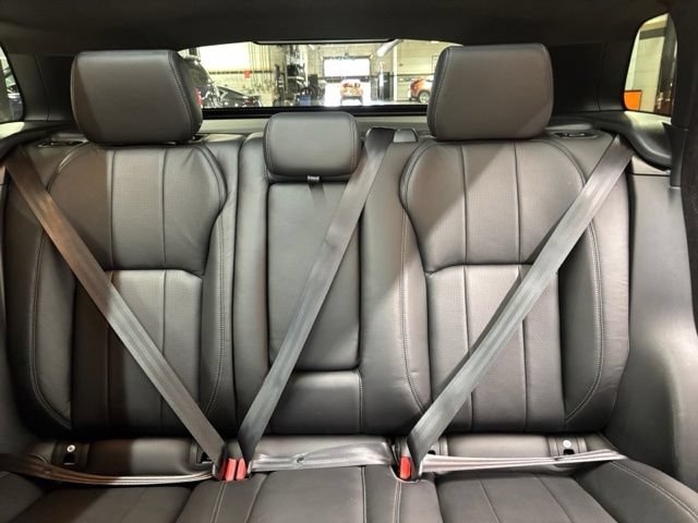 Used 2018 Land Rover Range Rover Evoque SE AWD/4WD image 25
