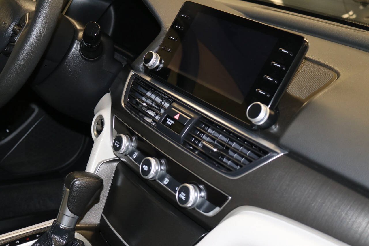 Used 2022 Honda Accord LX image 52