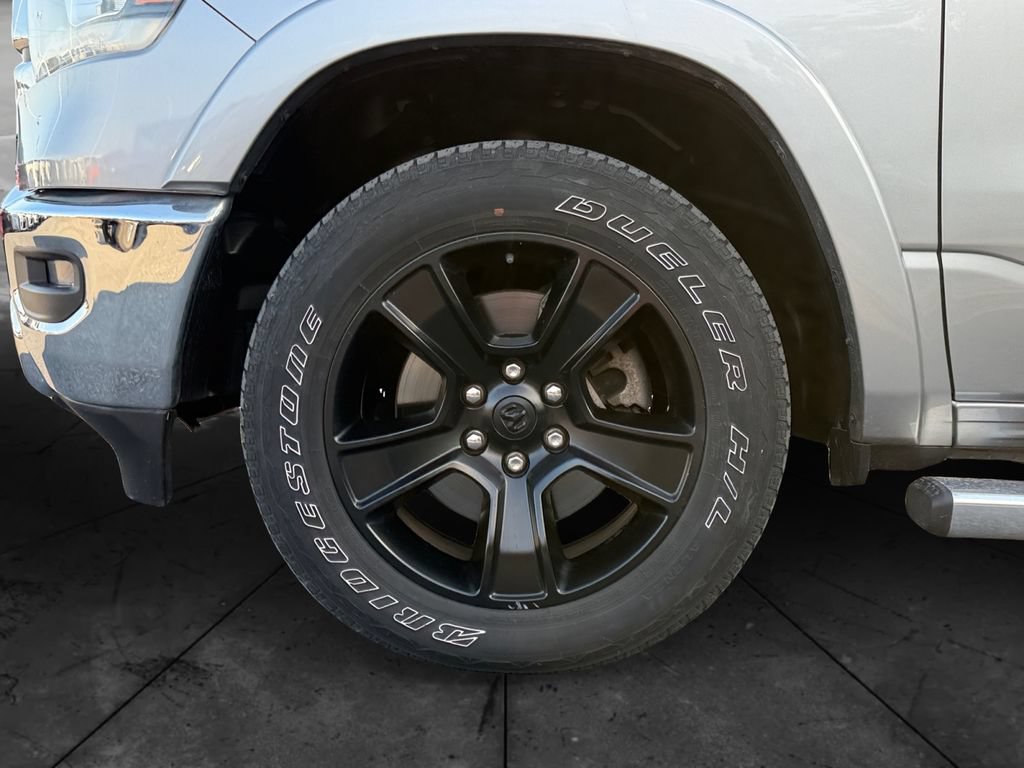 Used 2019 RAM 1500 Laramie AWD/4WD image 14