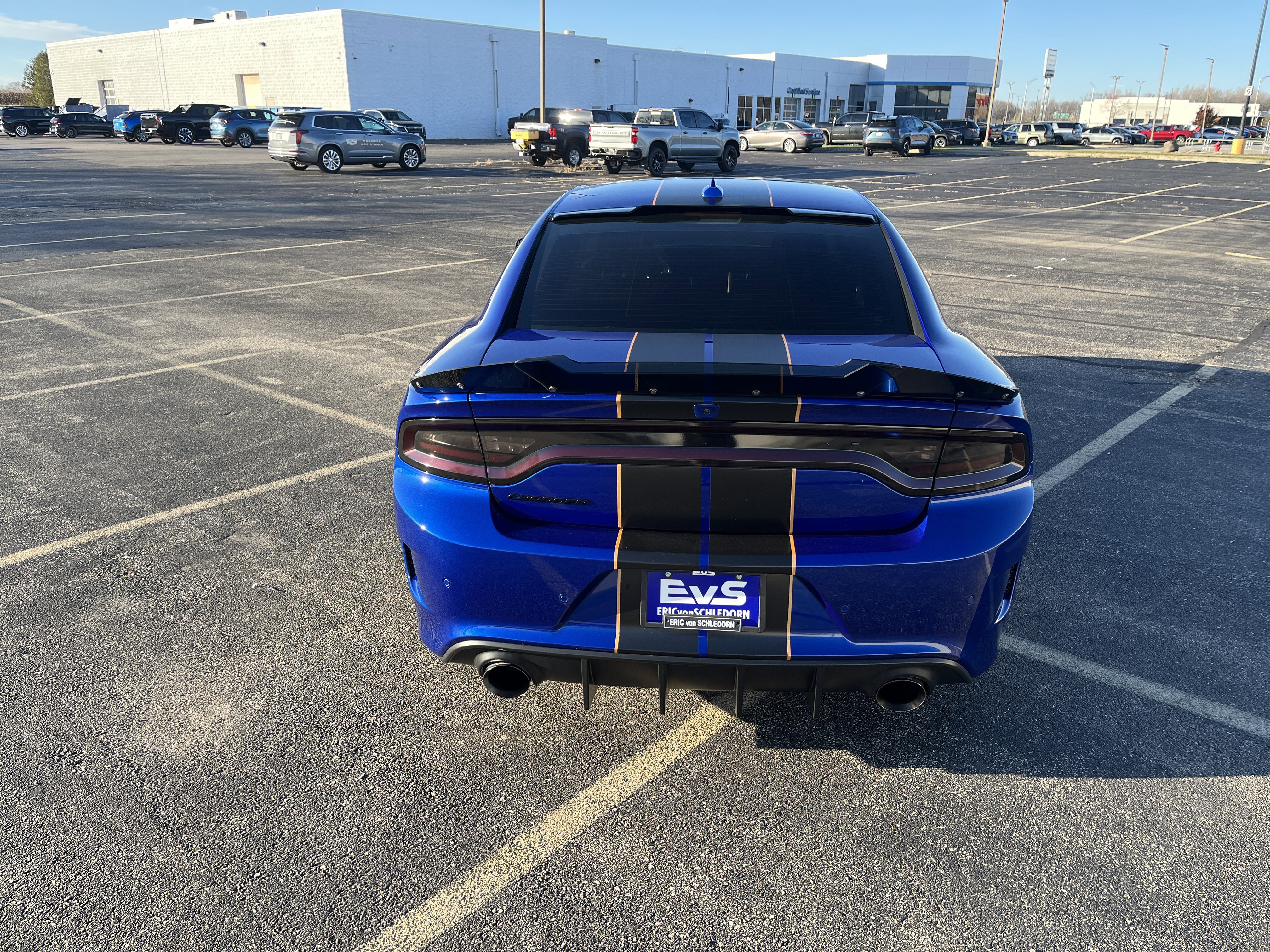 Used 2022 Dodge Charger R/T w/ Harman/Kardon Audio Group image 5