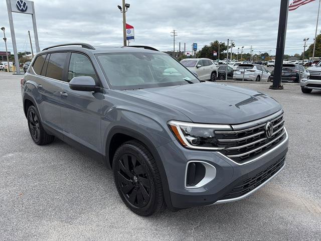 New 2026 Volkswagen Atlas SE image 7