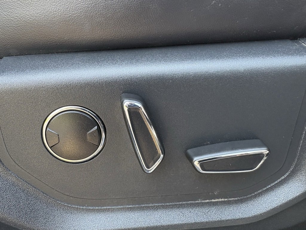 Used 2022 Ford F350 Platinum image 28