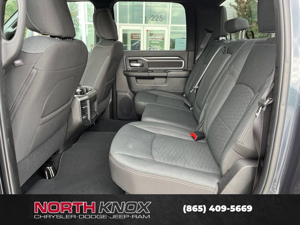 New 2026 RAM 3500 Big Horn AWD/4WD image 12