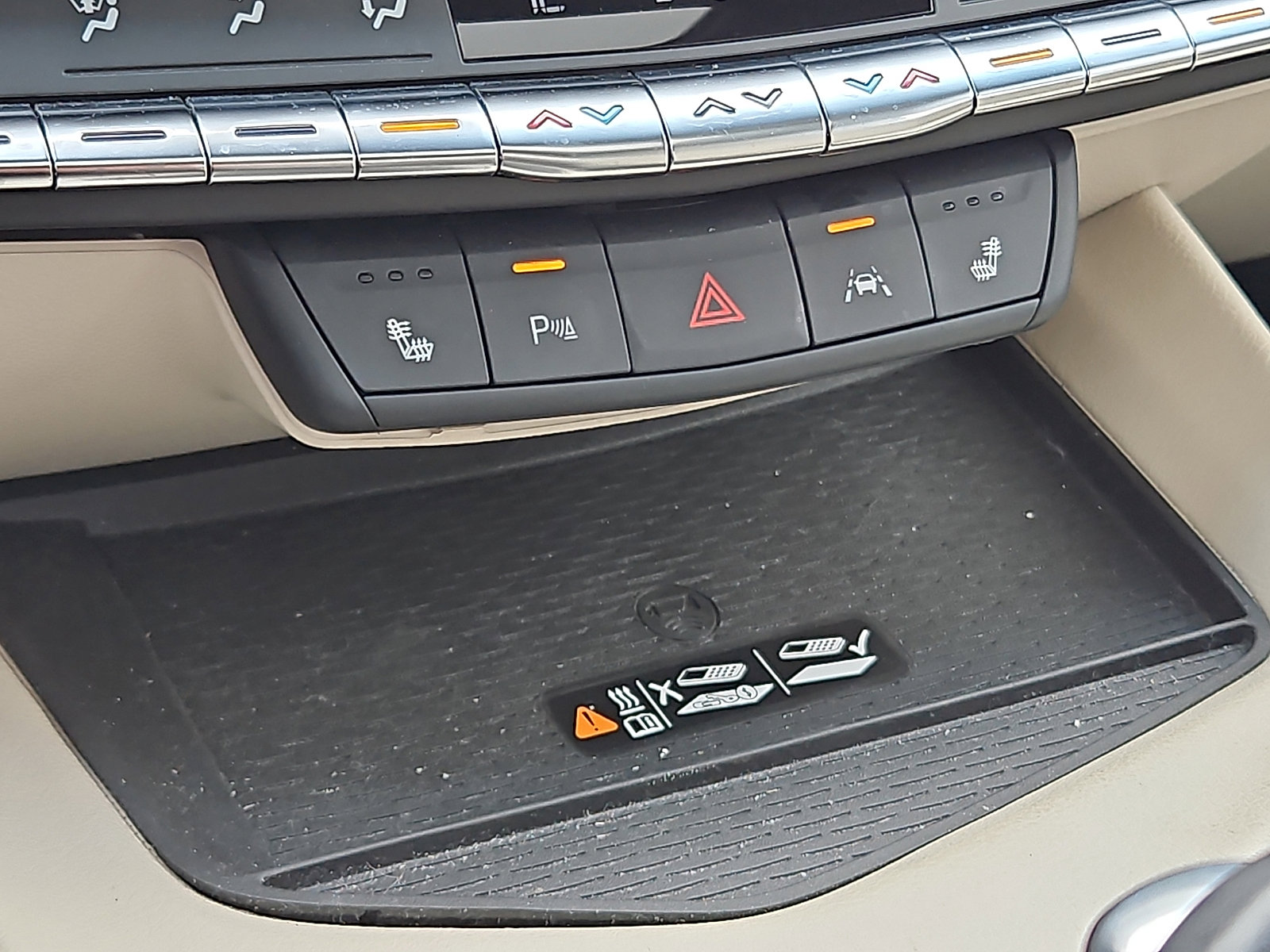 Certified 2022 Cadillac CT4 Luxury w/ Sun And Sound Package image 25