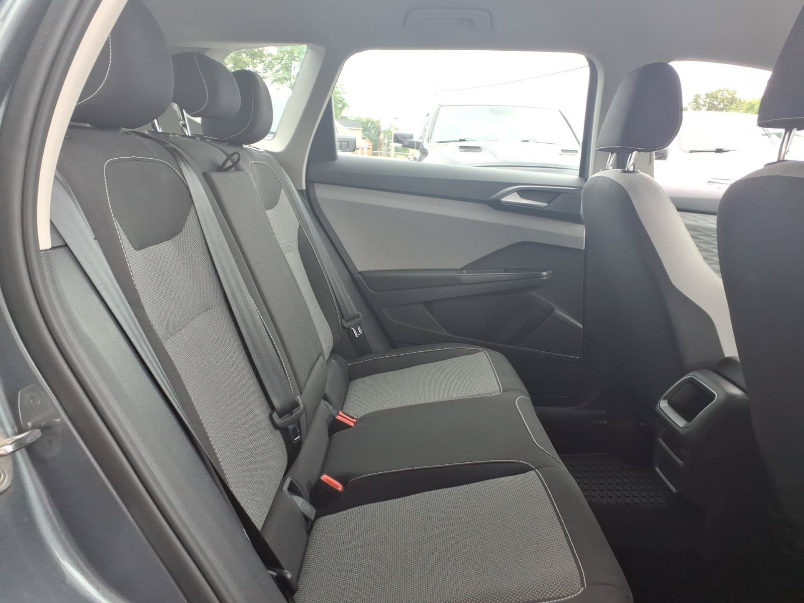 Certified 2023 Volkswagen Taos S FWD image 12