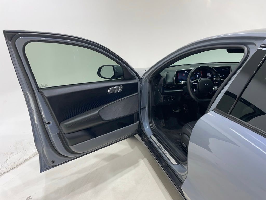 Used 2024 Hyundai Ioniq 6 Limited image 8