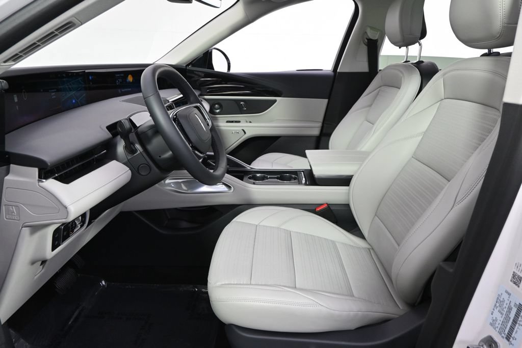 New 2026 Lincoln Nautilus Reserve w/ Jet Appearance Package AWD/4WD image 13