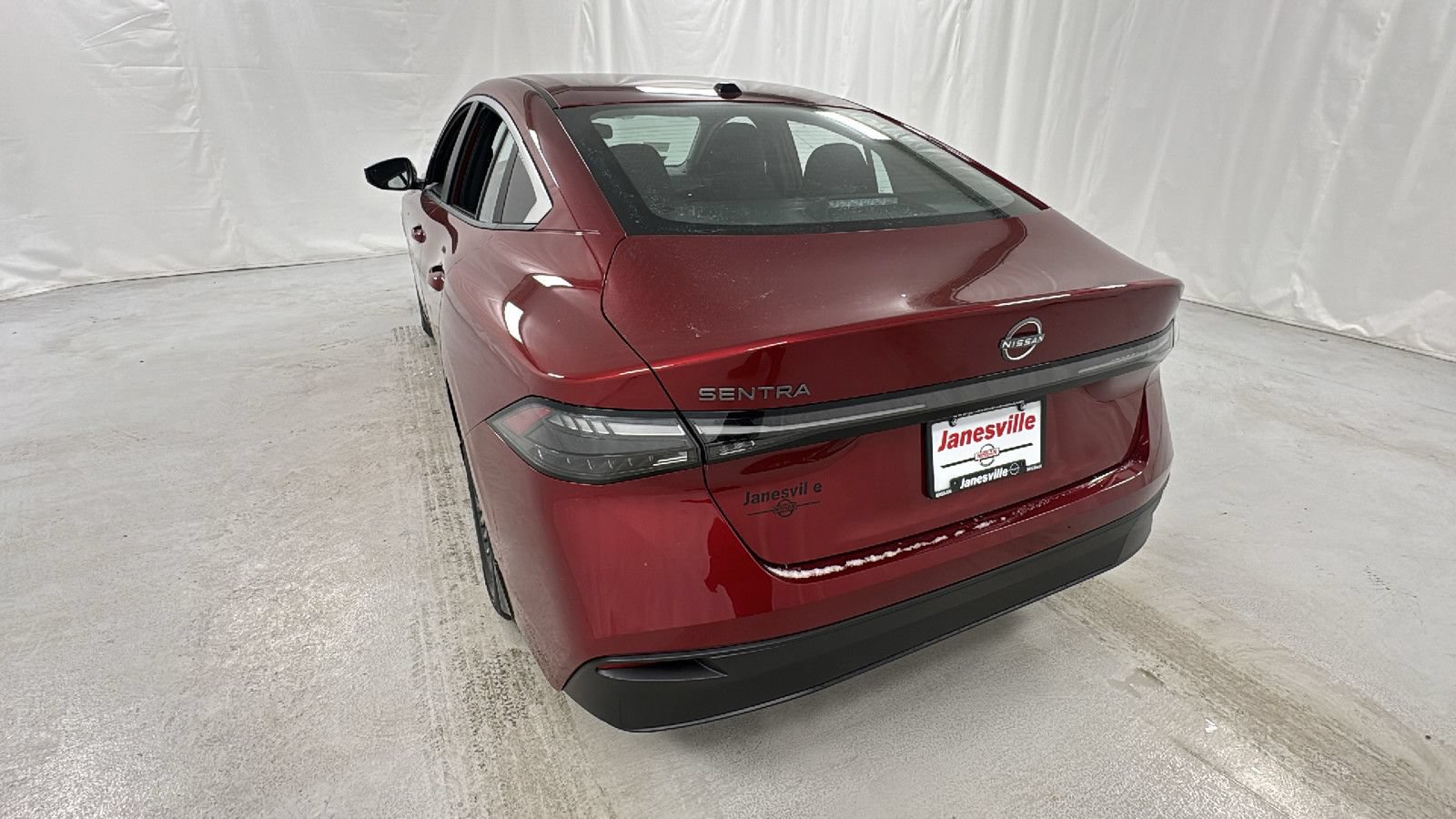 Used 2026 Nissan Sentra SV w/ SV Convenience Package FWD image 5
