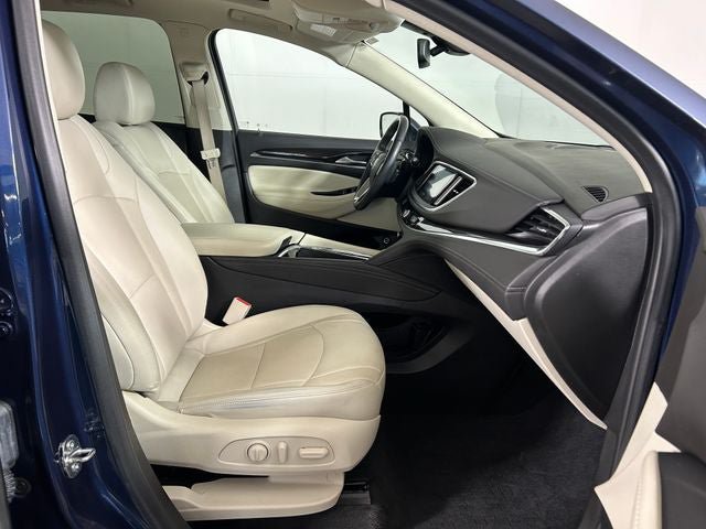 Used 2024 Buick Enclave Essence w/ Experience Buick Package AWD/4WD image 27