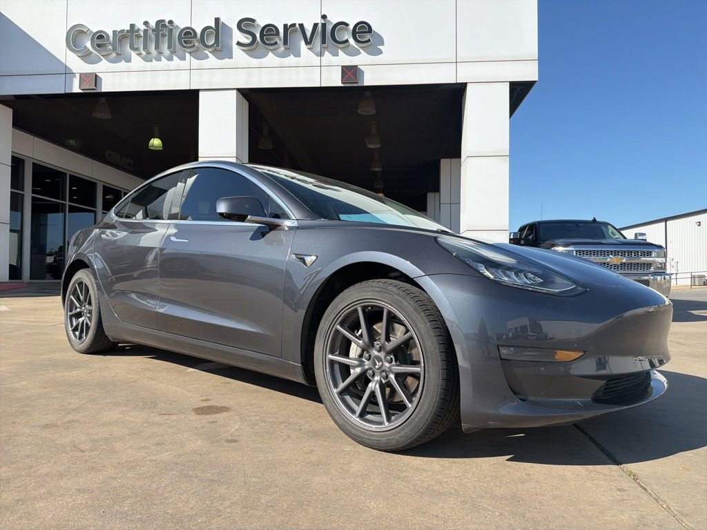 Used 2019 Tesla Model 3 Standard Range Plus RWD image 1