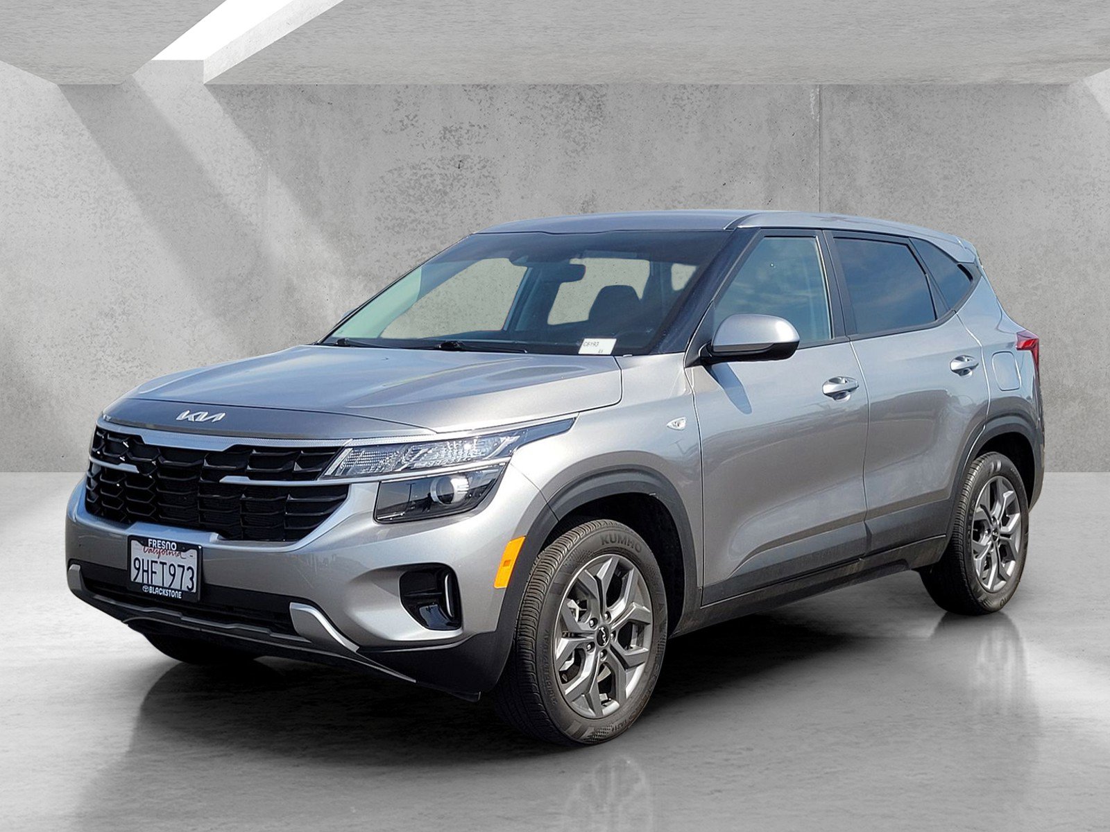 Used 2024 Kia Seltos LX AWD/4WD image 8