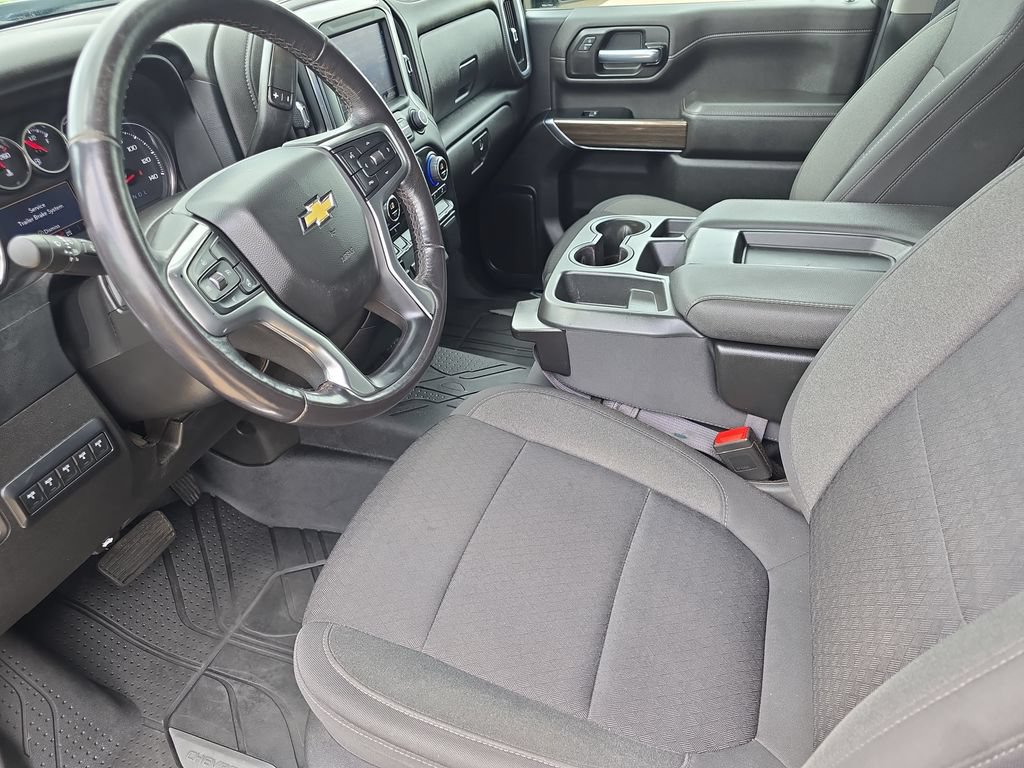 Used 2022 Chevrolet Silverado 3500 LT w/ Convenience Package AWD/4WD image 16