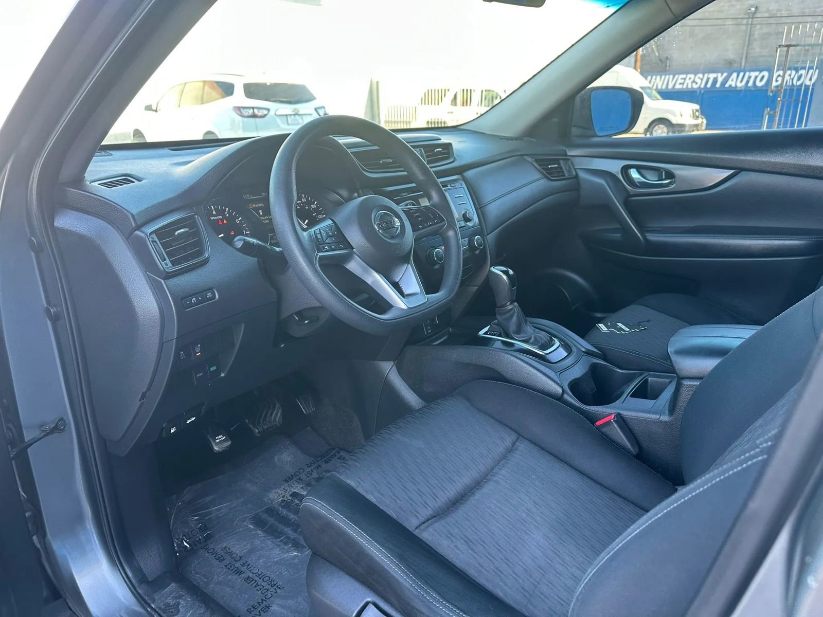 Used 2017 Nissan Rogue S w/ Appearance Package image 9