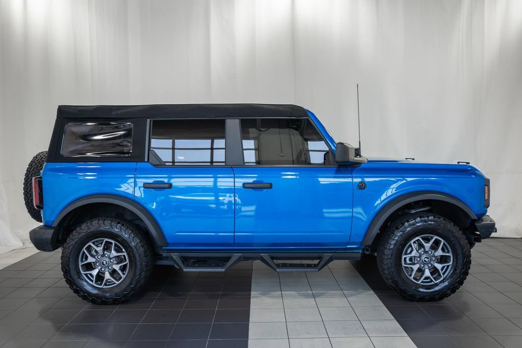 Used 2024 Ford Bronco Badlands AWD/4WD image 3