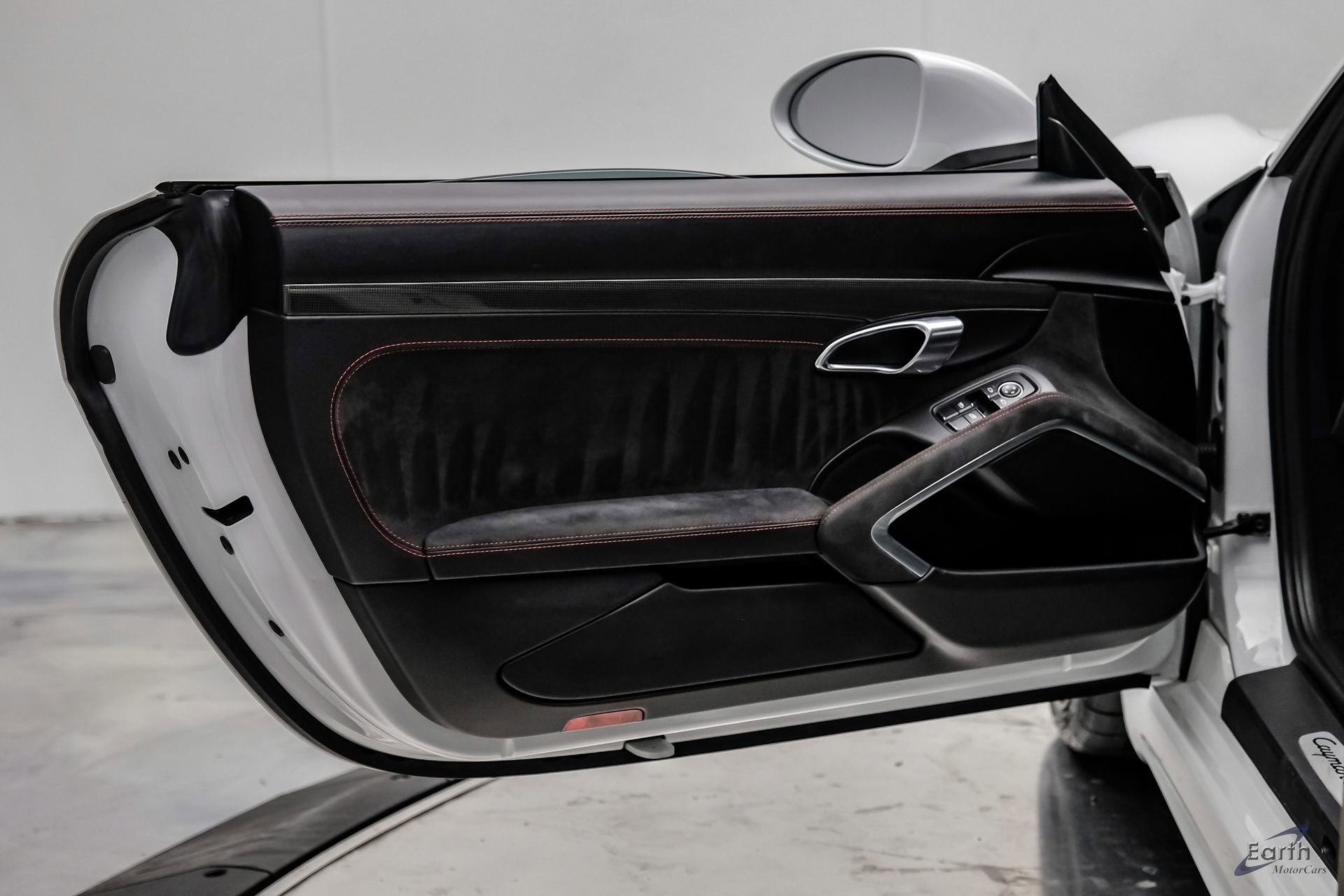 Used 2019 Porsche 718 Cayman GTS RWD image 84