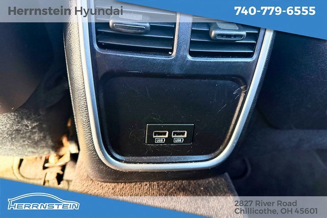 Used 2018 Dodge Charger R/T image 22