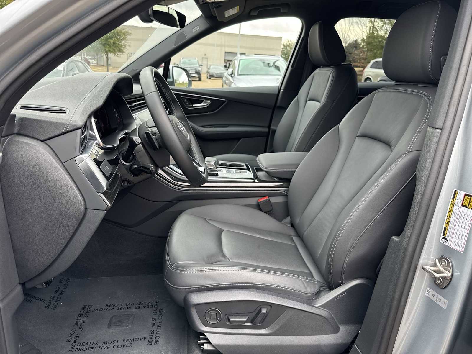 Used 2025 Audi Q7 3.0T Premium Plus image 15